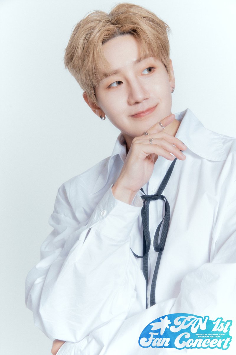 HAPPY BIRTHDAY🎉ChangSun~
생일 축하해~창선아! 
창선이를 24년도 팬콘때가 창선이를 처음이자 마지막으로 본 유일한 오프라니... 보고싶다...오늘 만큼은 행복한 일들만 가득하길...❤️
#창선아_생일축하해 
#HAPPY_CHANGSUN_DAY 
#HOL_CS #이창선 #창선