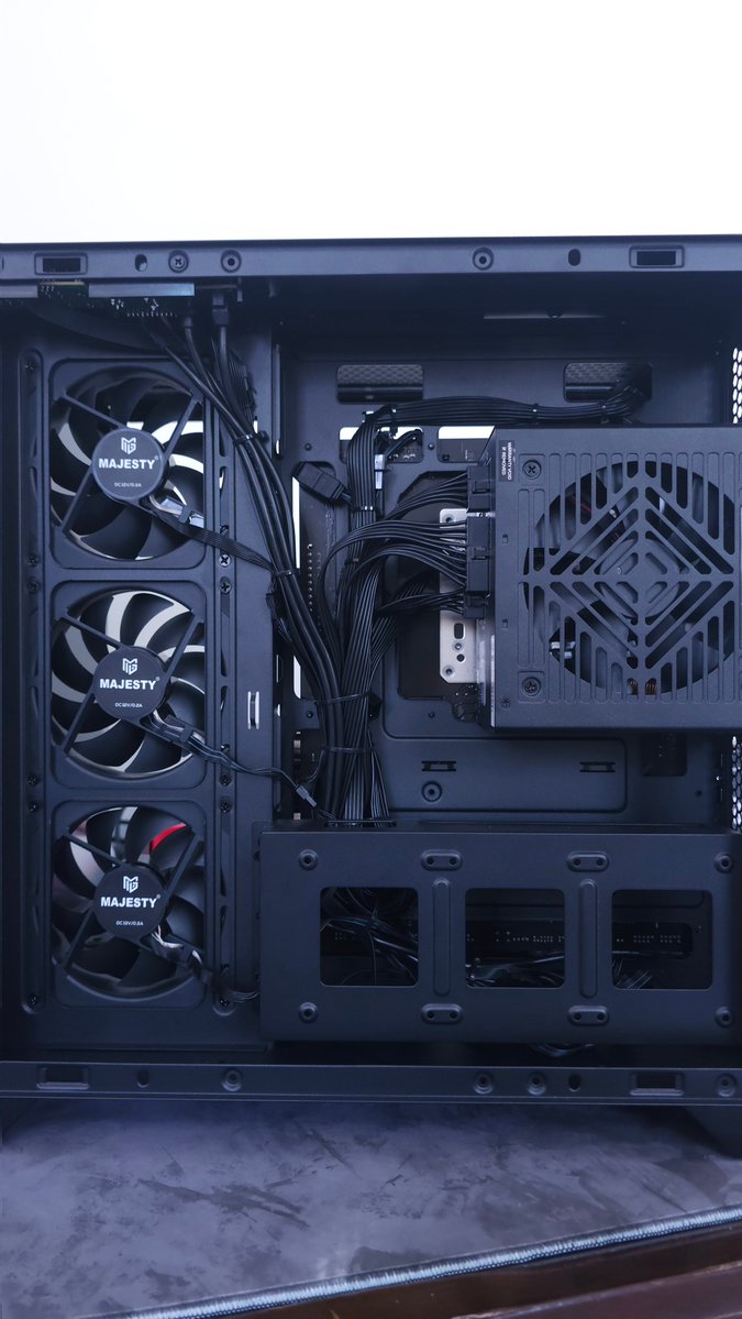 Khalid Y-10 tweet media