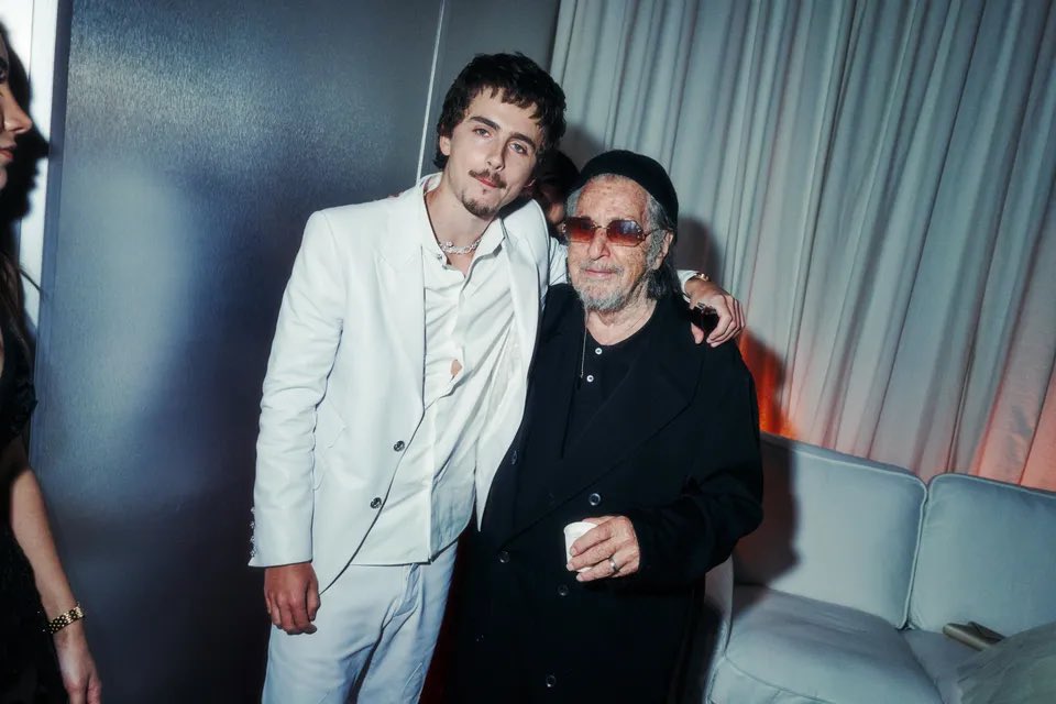 Timothée Chalamet Updates tweet media