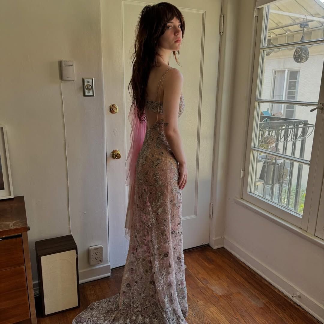 Daily Sophie Thatcher tweet media