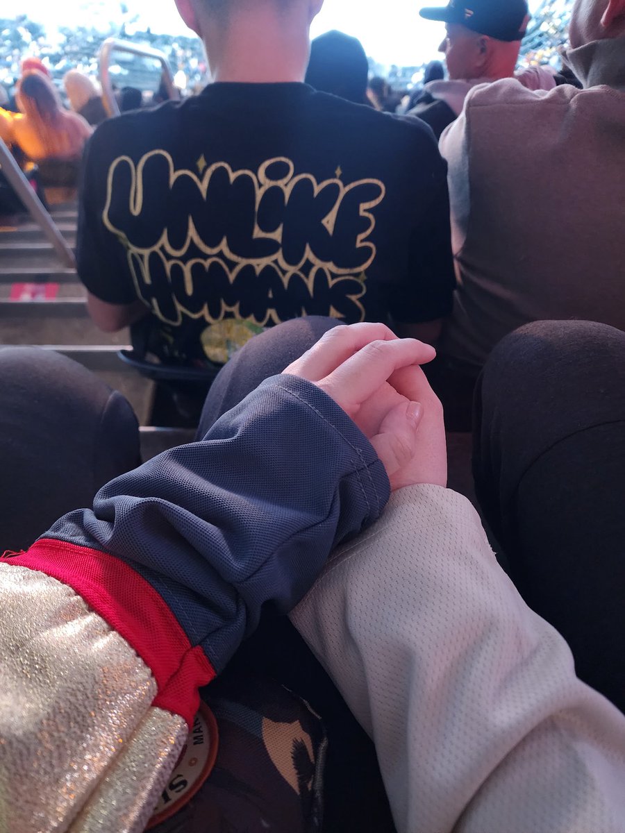 Timmiluvs tweet media