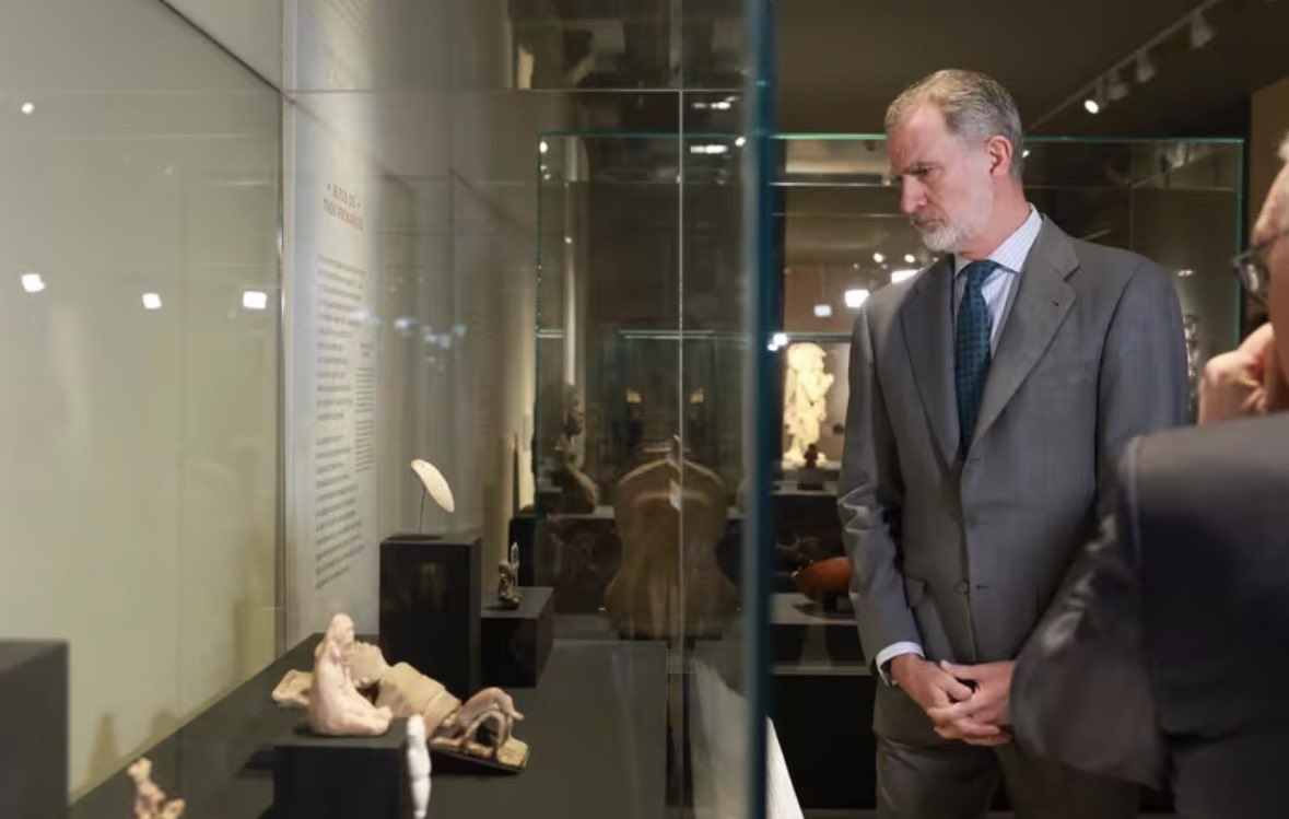 ⛔️ La Reunión Secreta tweet media