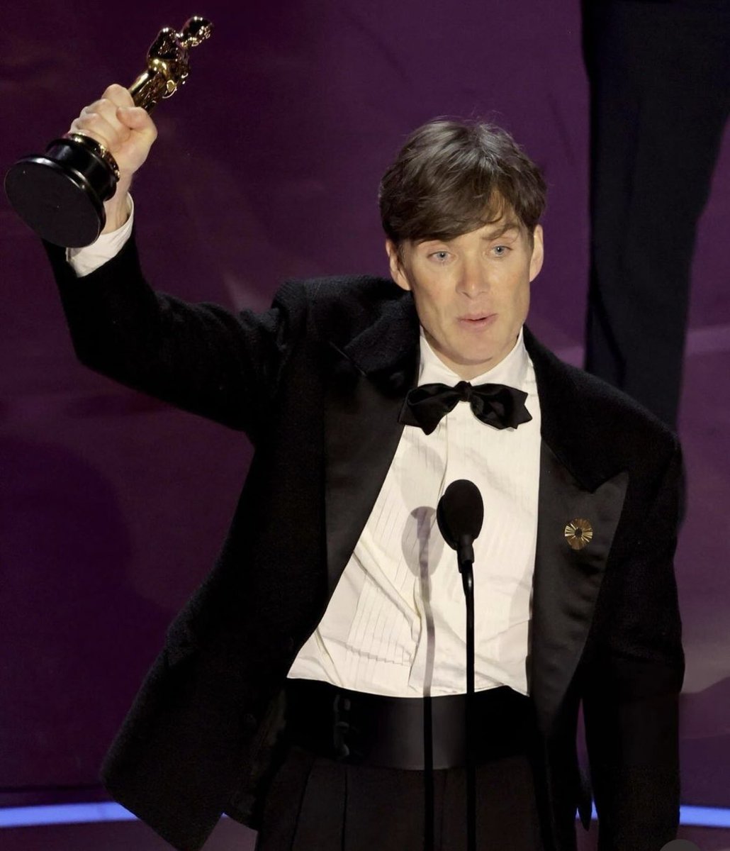 كورت tweet media