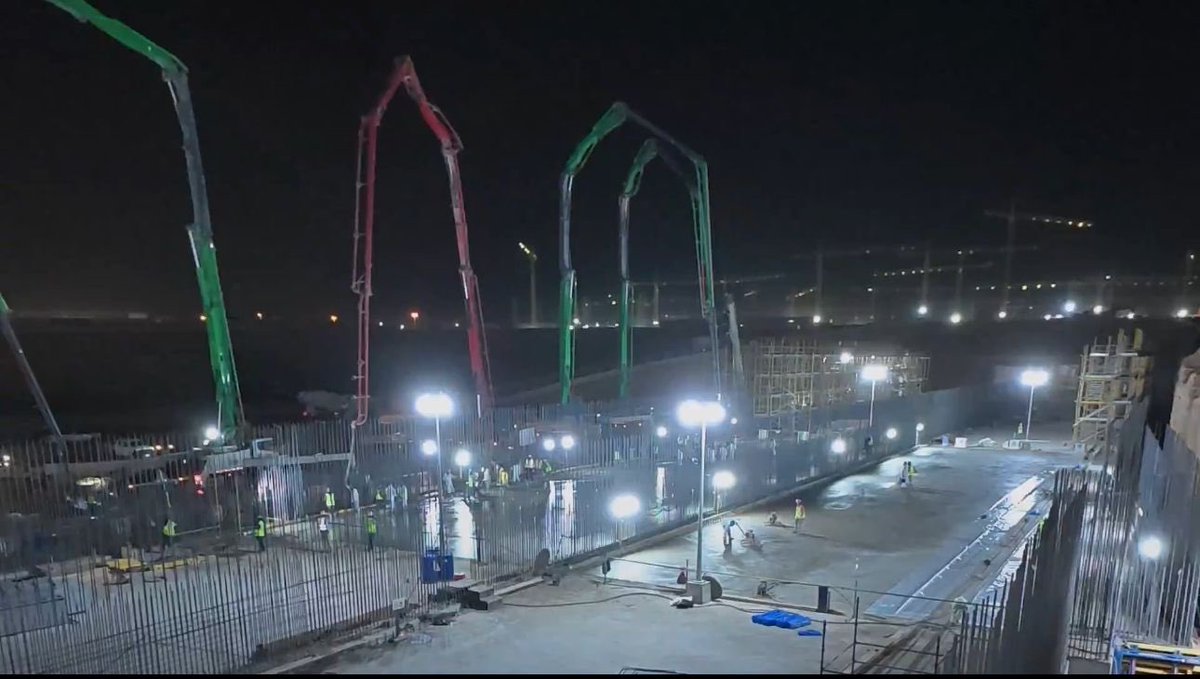 عداد مشاريع الرياض tweet media