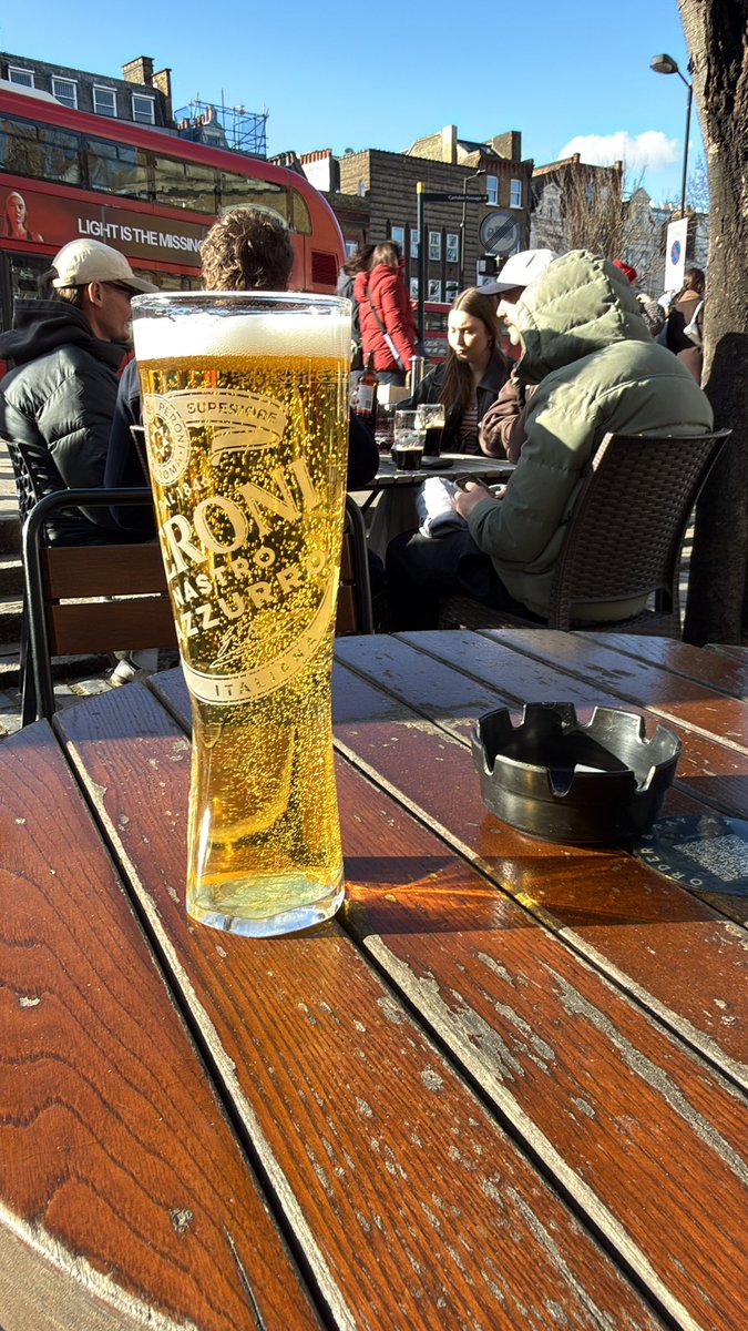 AzzaStreams 🏴󠁧󠁢󠁷󠁬󠁳󠁿 tweet media