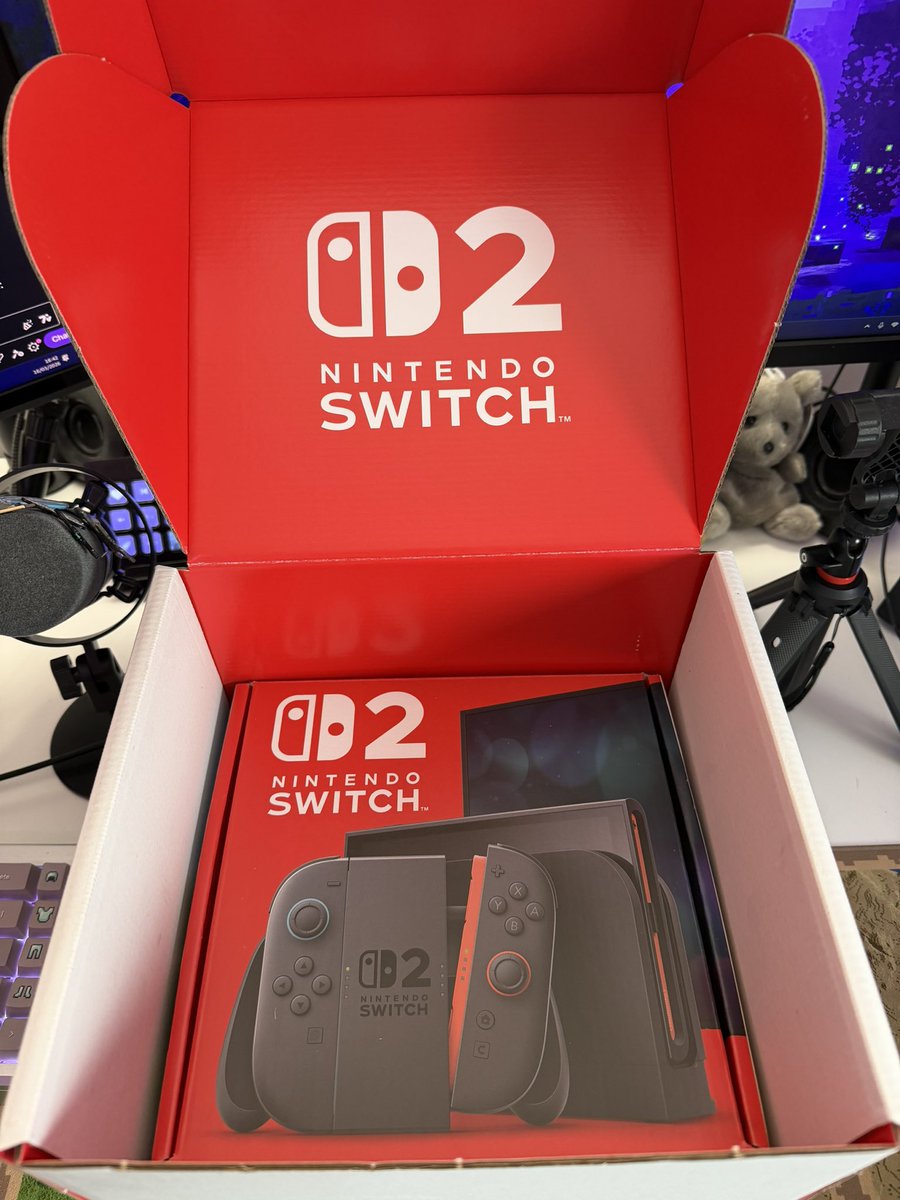 fuff ✨ tweet media