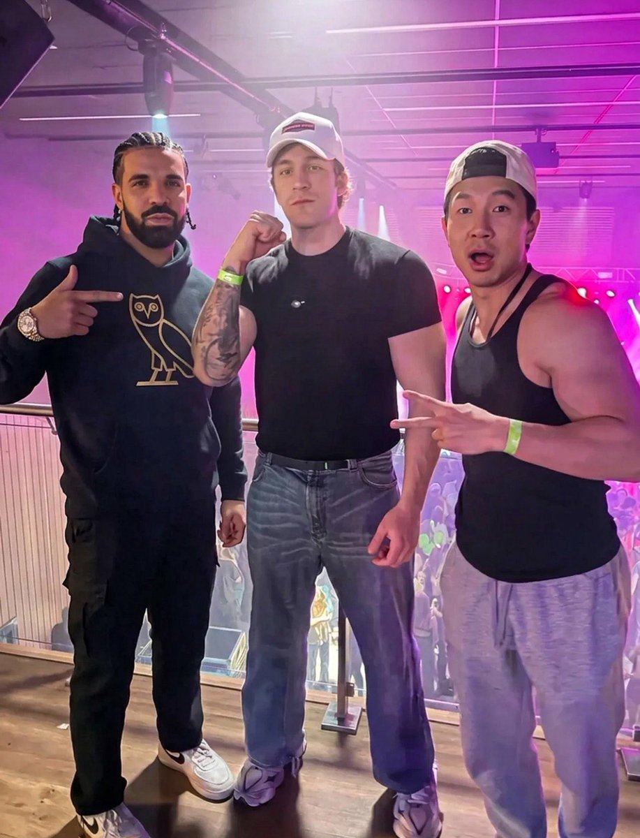 connor sinann tweet media