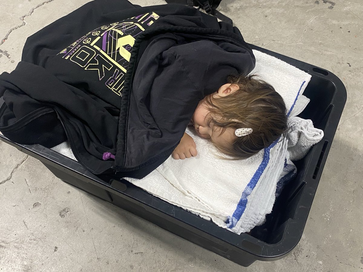 Ryan Barker tweet media