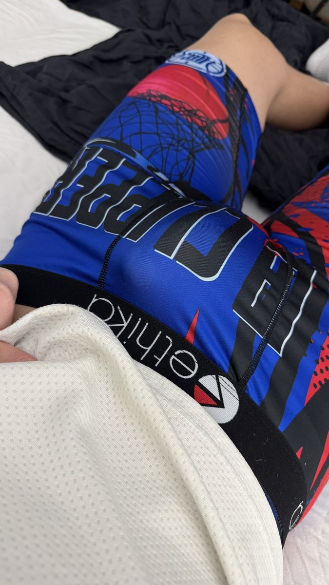 Horny Stud tweet media