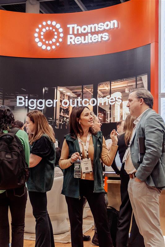 Thomson Reuters tweet media