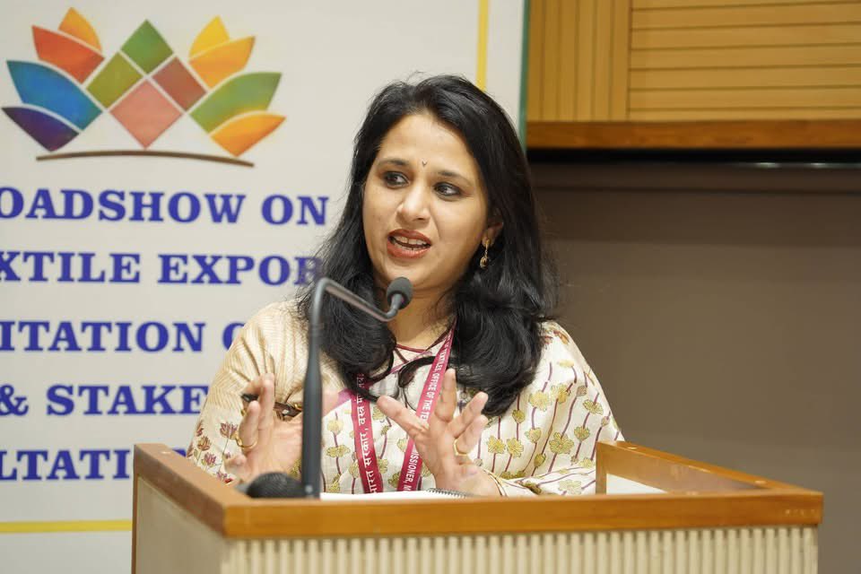 Textiles Committee tweet media