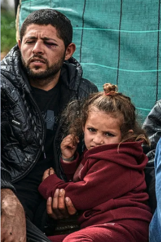 Jonathan Cook tweet media