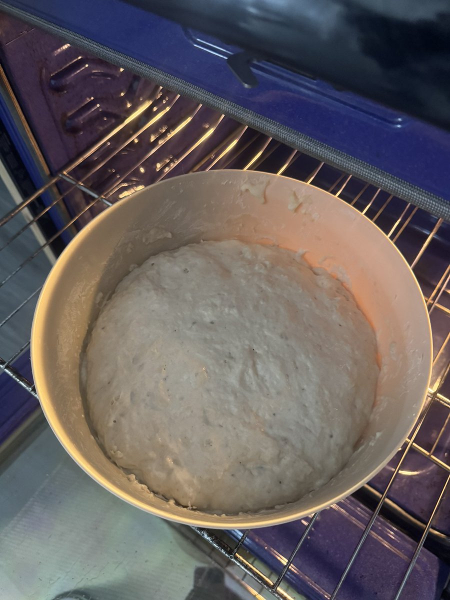 vonlowkeycooks's tweet photo. sheβs rising π https://t.co/yDCue7owtj