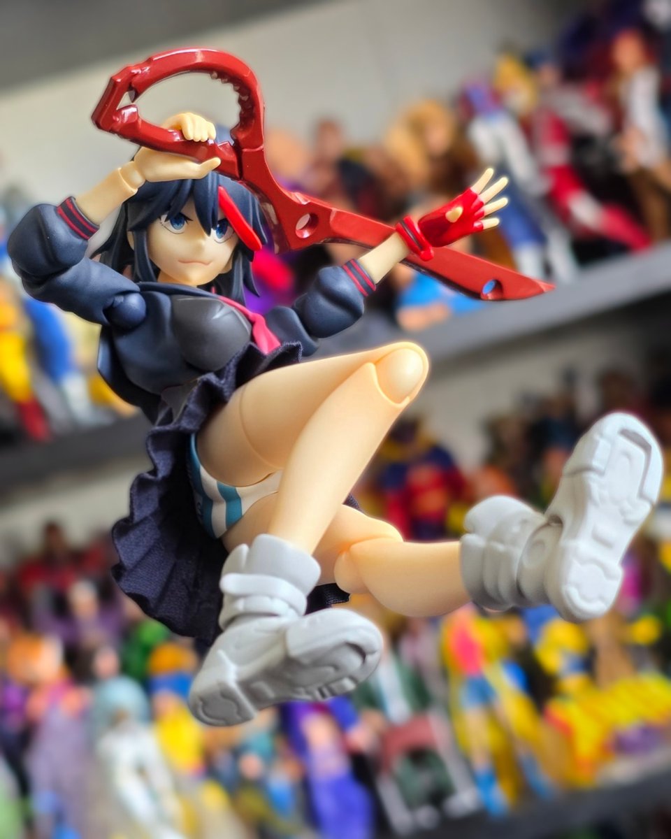 realriorex's tweet photo. I still need a Figma Mako 😭
#killlakill #waifu #fanservice #buzzmod https://t.co/CAXRGzIYph