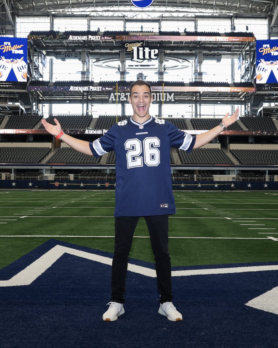 AT&T Stadium tweet media