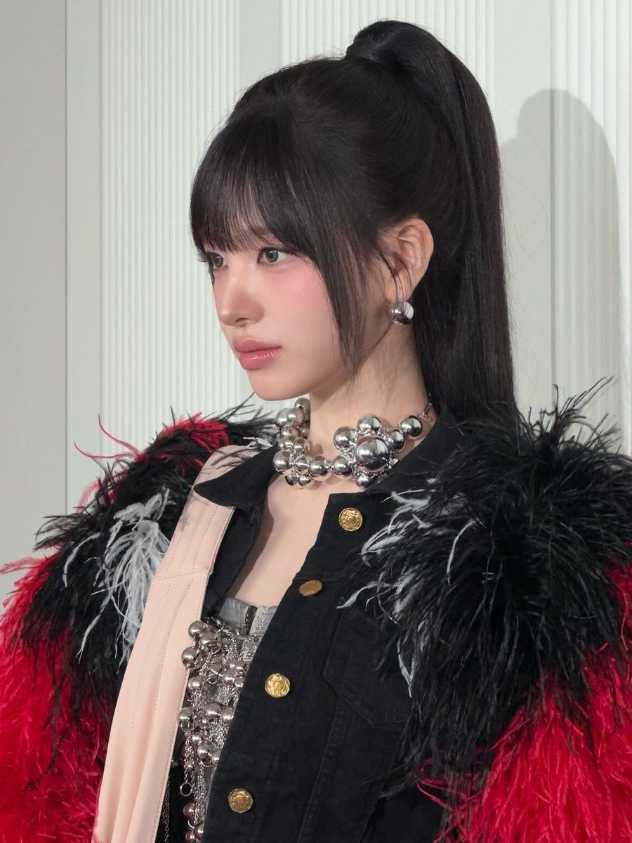 USE ' HEY / ✉️ ' - ENGLISH ONLY tweet media