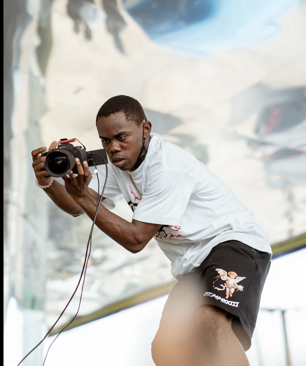 YL_IN_LAGOS tweet media