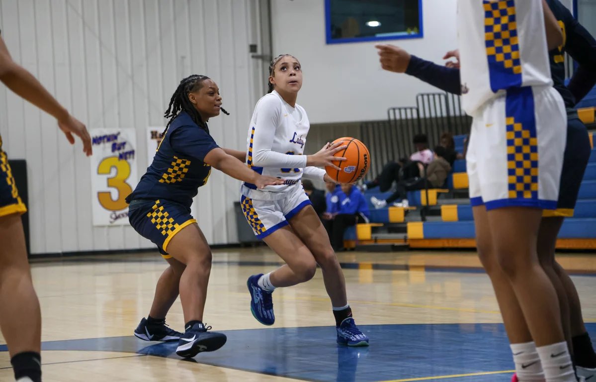 TrinityBankston tweet media