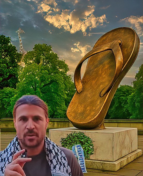 stravadious's tweet image. Οκ ....τωρα και σε #Coconuts 😂😂😂😂😂