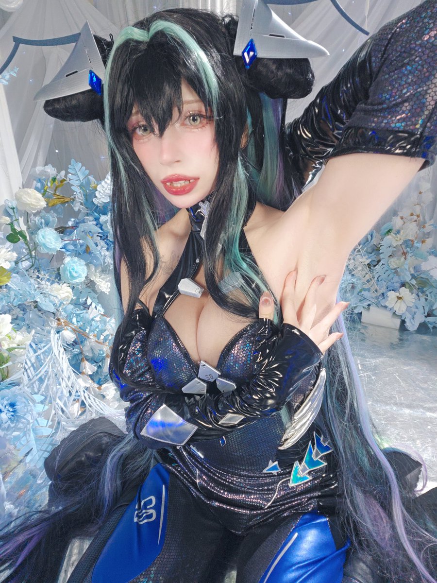 Luniie · 루니 tweet media