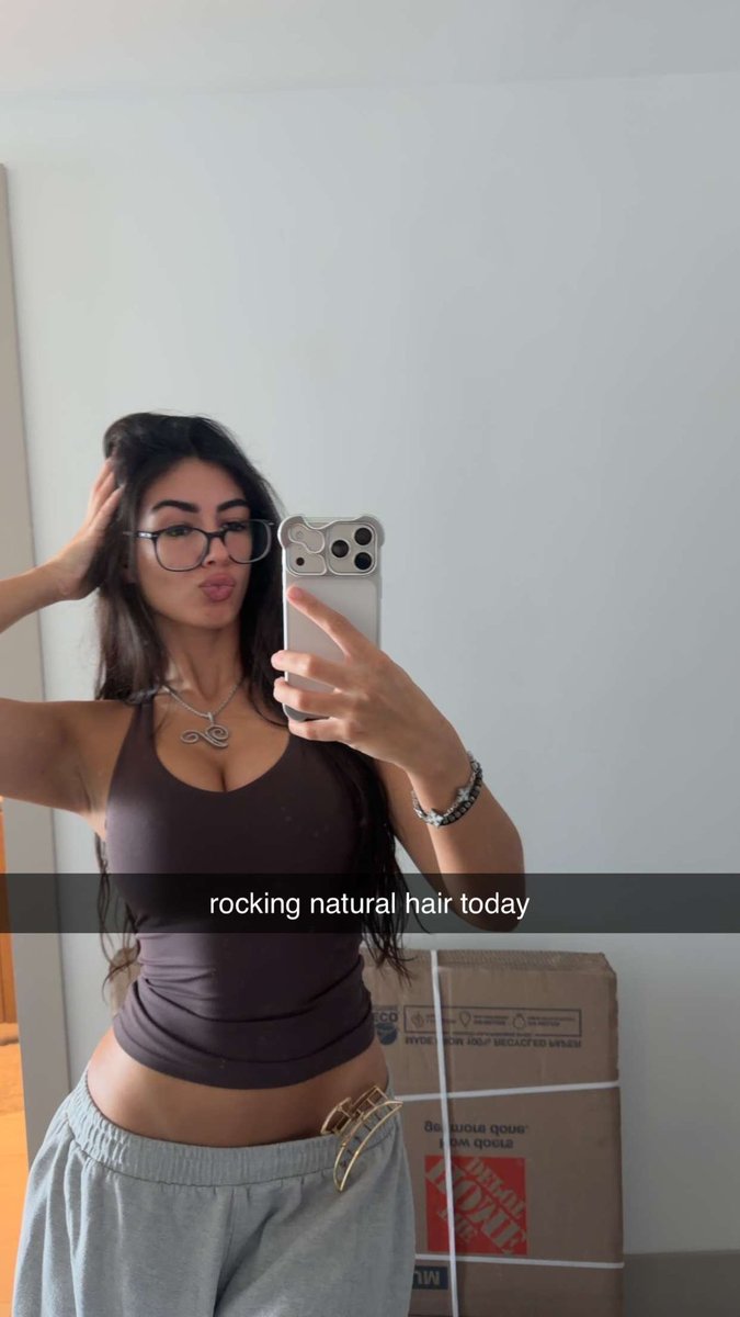 Vanessa Legrow tweet media