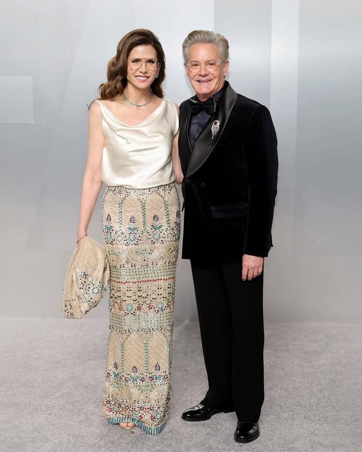 namasteFirst tweet media