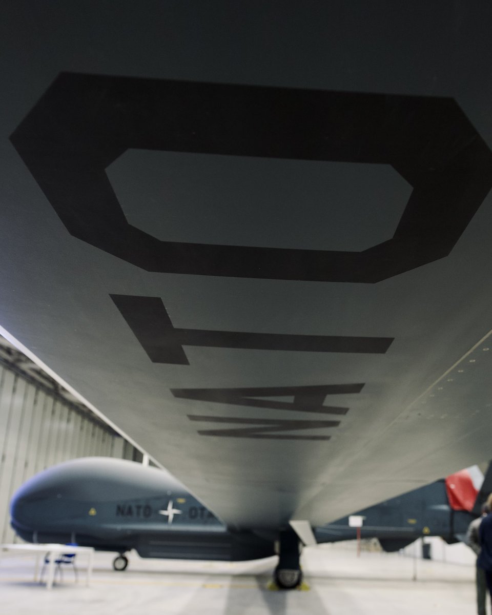 Direction de la défense tweet media