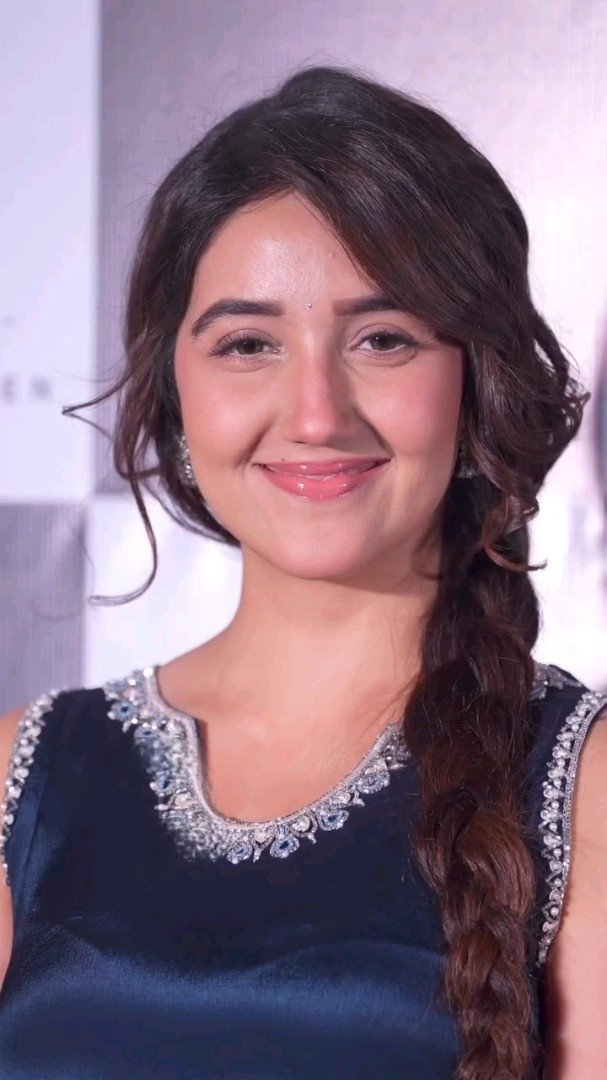 Team Ashnoorkaur ™ tweet media