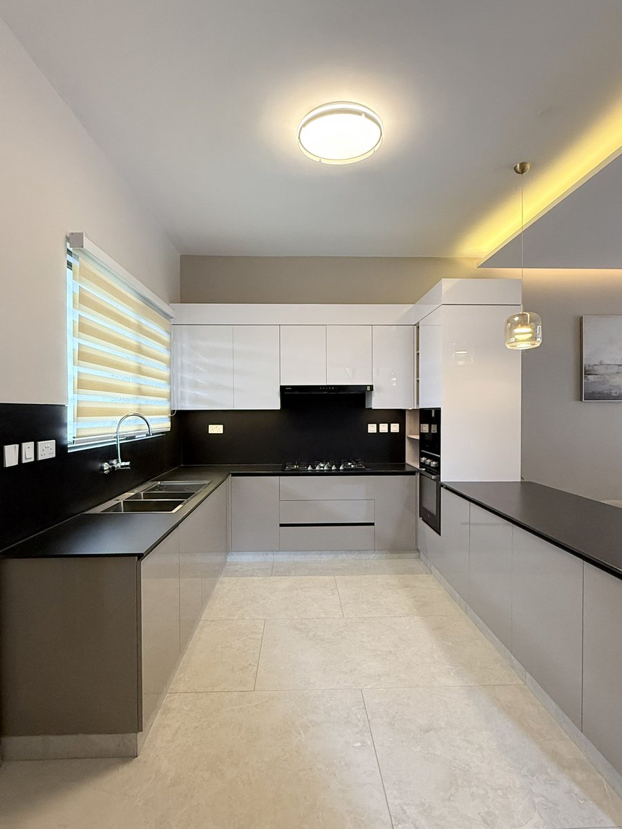 Properties 360 tweet media