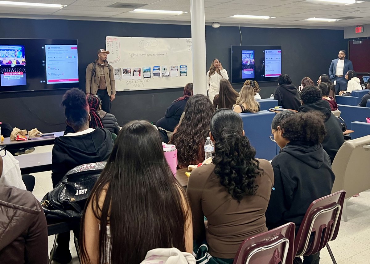 Lt. Governor Juliana Stratton tweet media