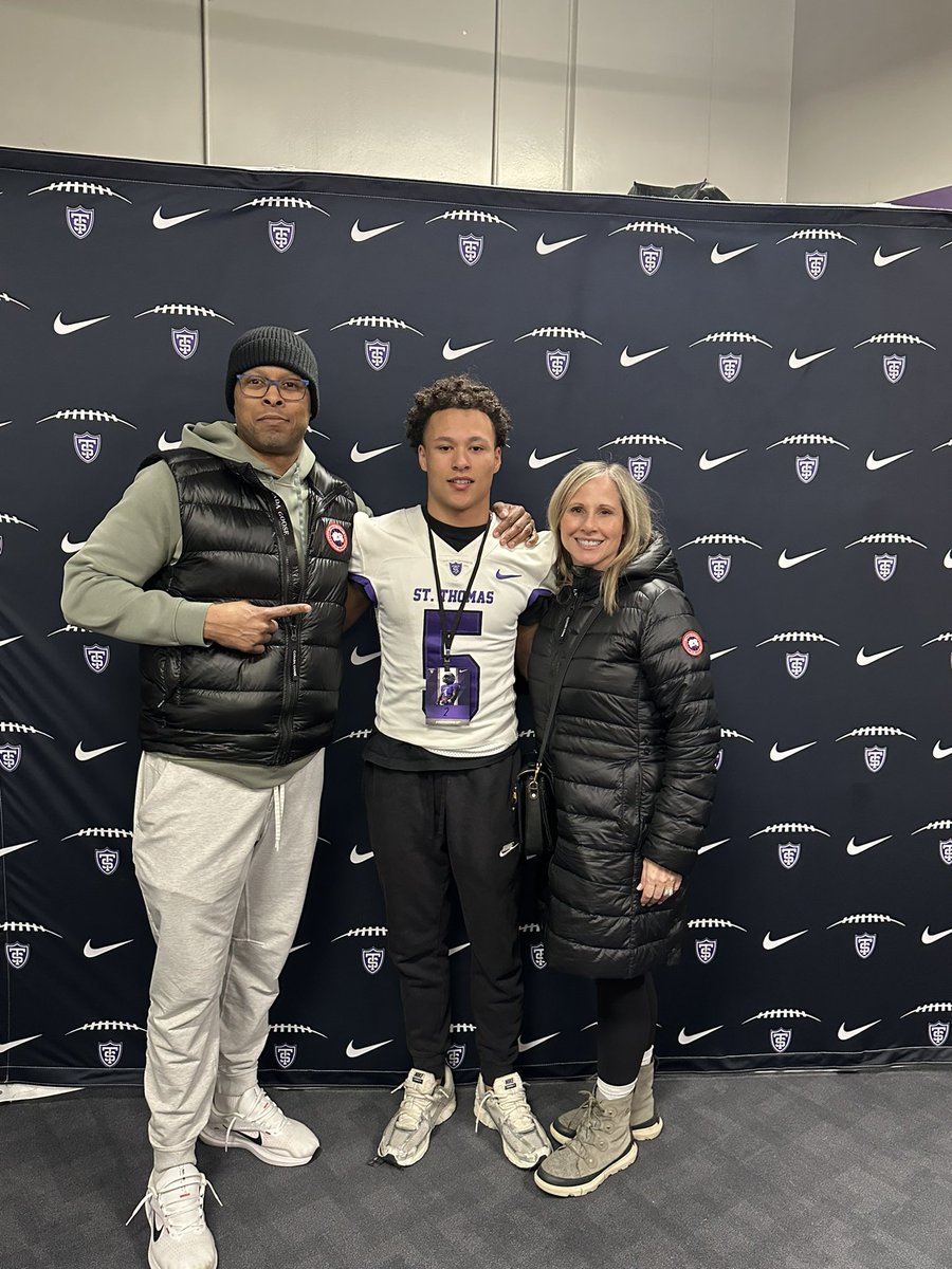 Maxwell Simpson tweet media