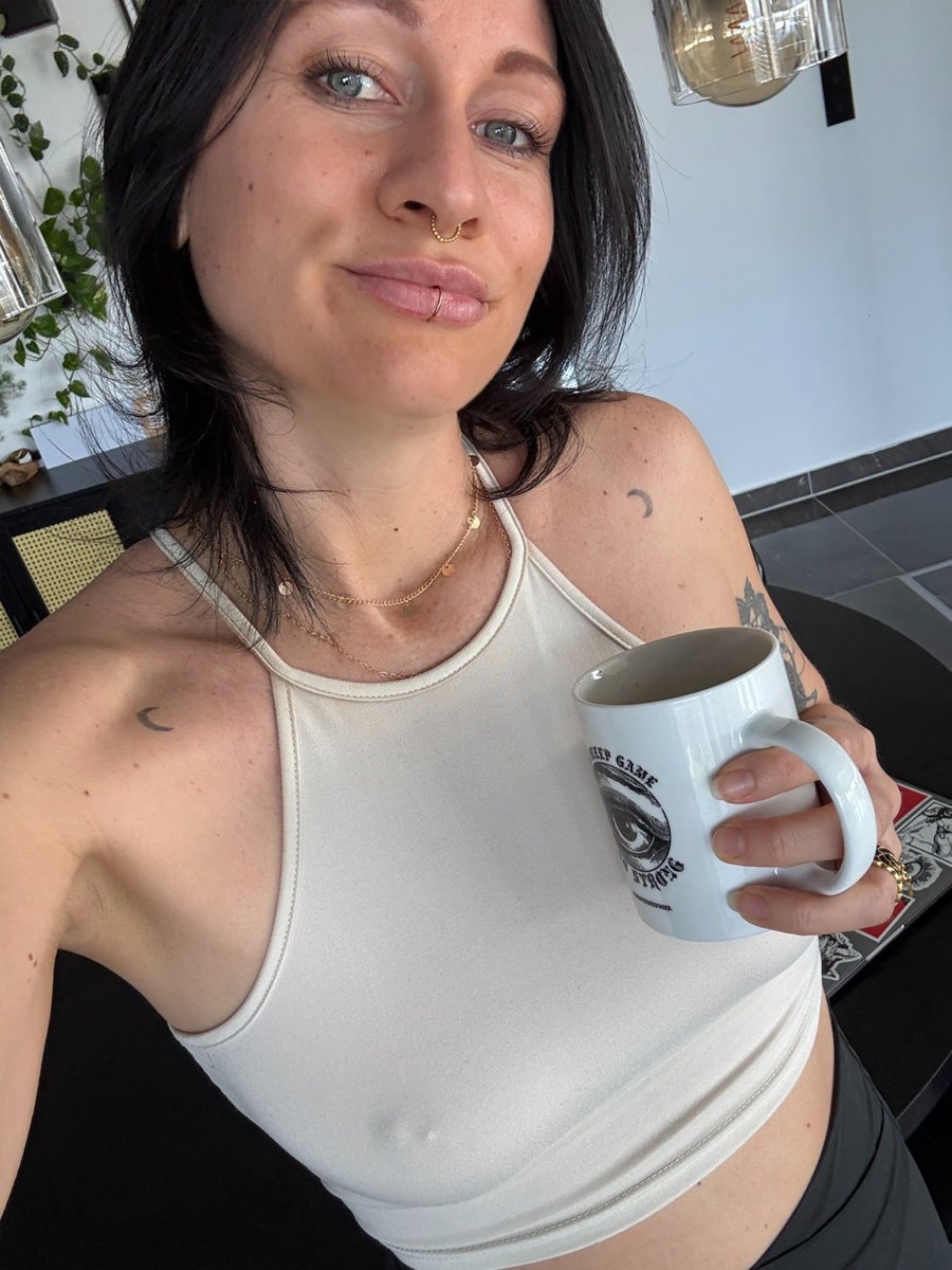 Anna Hansen tweet media