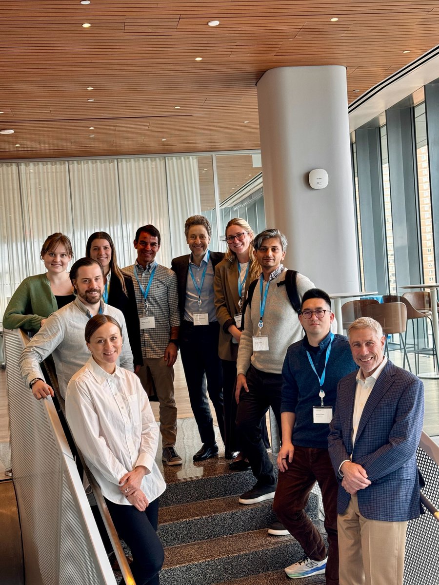 CompStak tweet media