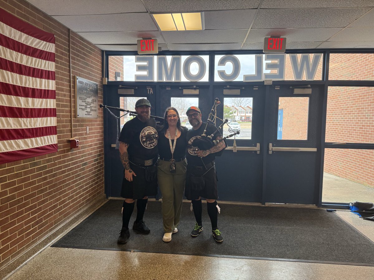 Ms. Bayles tweet media