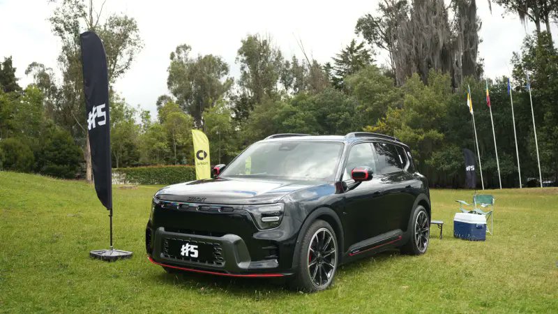PortalGeekCo's tweet image. smart #5 en Colombia: El SUV eléctrico que redefine la aventura con carga ultra rápida y 637 Hp #smart #smartcars

portalgeek.co/autos-y-motor/…