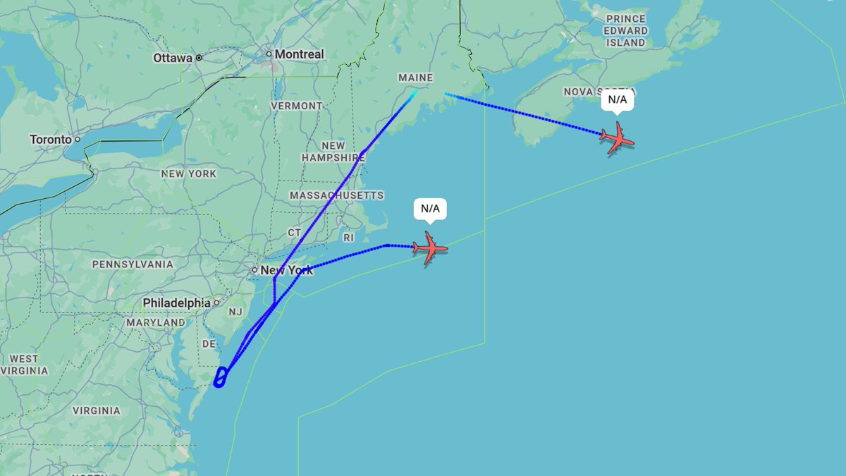 EISNspotter's tweet photo. KC-135 #BORA03-04 dragged VAQ-135 EA-18G #MAZDA71-73 to Lajes yesterday from NAS Oceana, where they'd arrived on March 6th from NAS Whidbey Island. https://t.co/LE9L4l0yV0