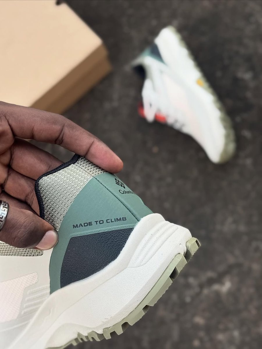 mactrendz's tweet image. WhatsApp +256755272634 for deliveries. Kailas Kuocang GTX mountain running shoes available in sizes 38–45. Waterproof design with a durable Vibram outsole for strong grip, comfort, and outdoor performance. #Kailas #Vibram #mactrendz #StreetStyle #fyp
