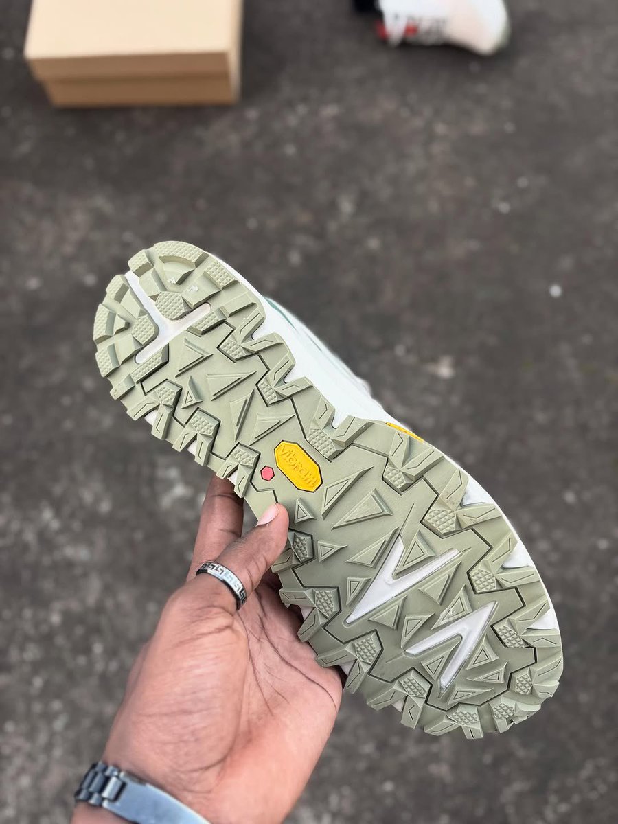 mactrendz's tweet image. WhatsApp +256755272634 for deliveries. Kailas Kuocang GTX mountain running shoes available in sizes 38–45. Waterproof design with a durable Vibram outsole for strong grip, comfort, and outdoor performance. #Kailas #Vibram #mactrendz #StreetStyle #fyp