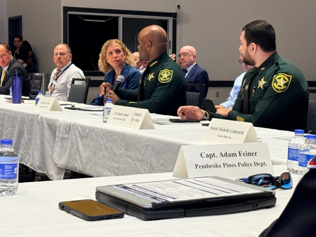 Rep. Debbie Wasserman Schultz tweet media