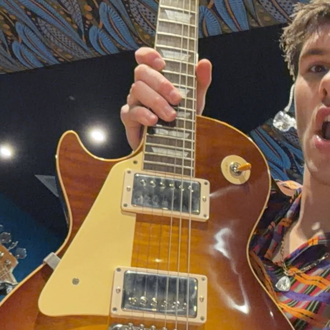 Cruz Beckham tweet media