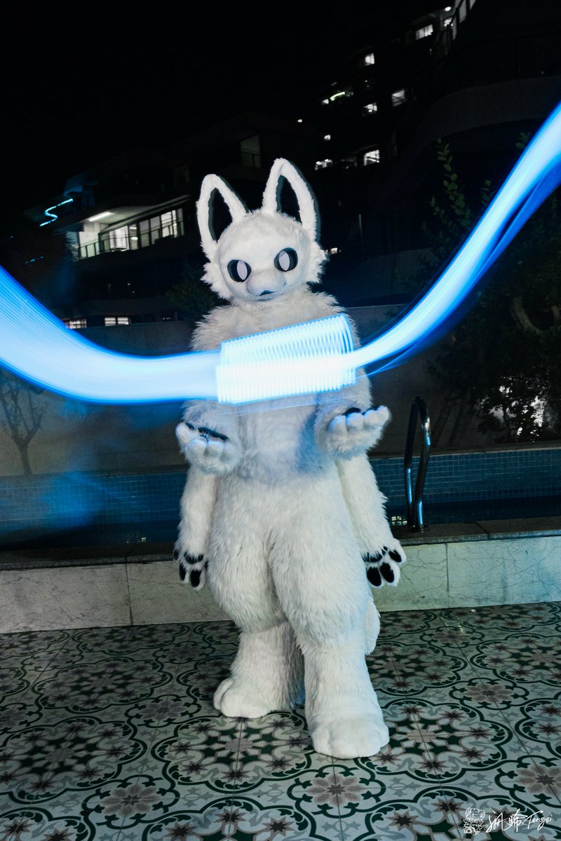 半岛柿子喵 tweet media