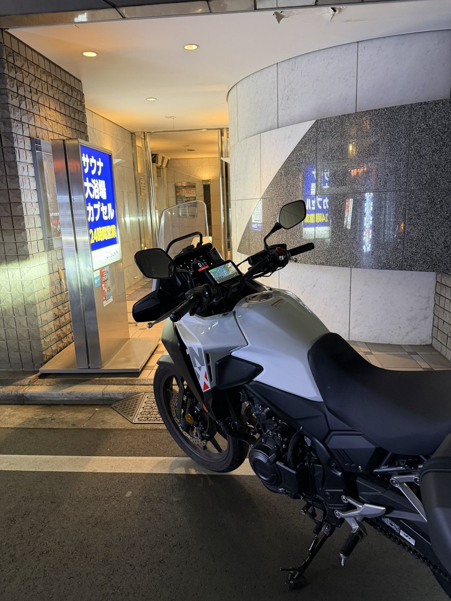 springboardjp's tweet image. 夜分にストレスMAXでスッキリするために、バイクで風呂入ってきた #CIO #カプセルイン大塚 若旦那とホイさんがたまたまいらっしゃって、愚痴を聞いてくれました、ありがとうございました
