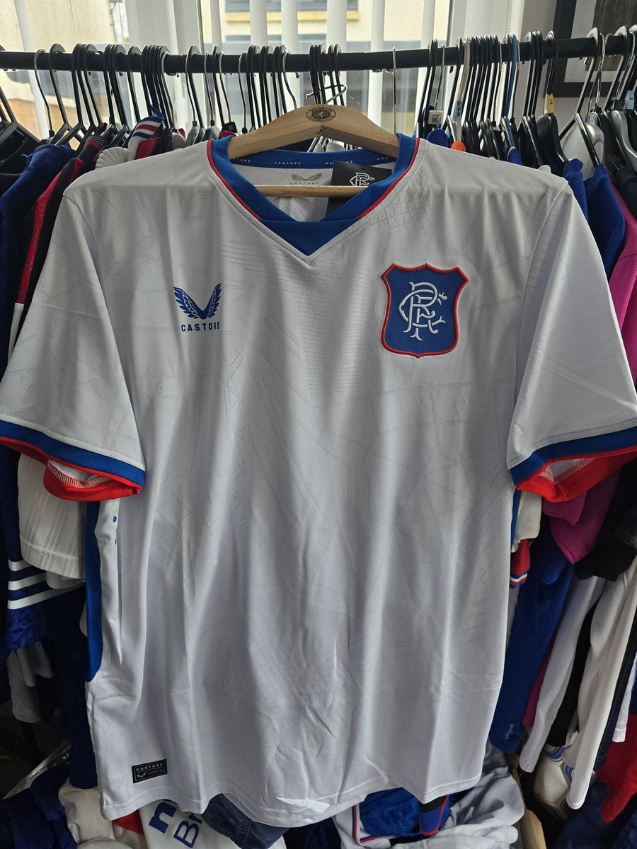 More Than A Kit tweet media