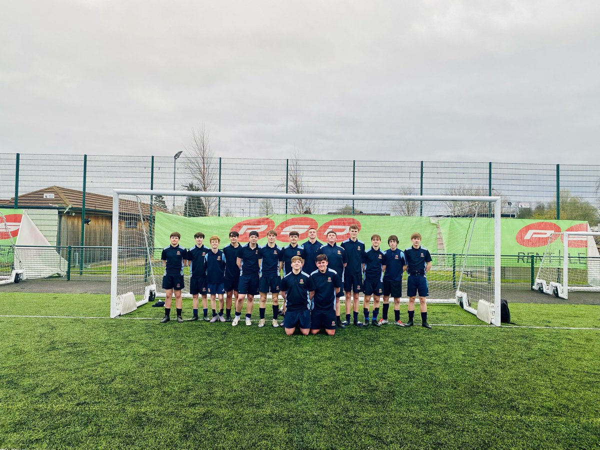 ⭐️ DE LA SALLE PE ⭐️ tweet media