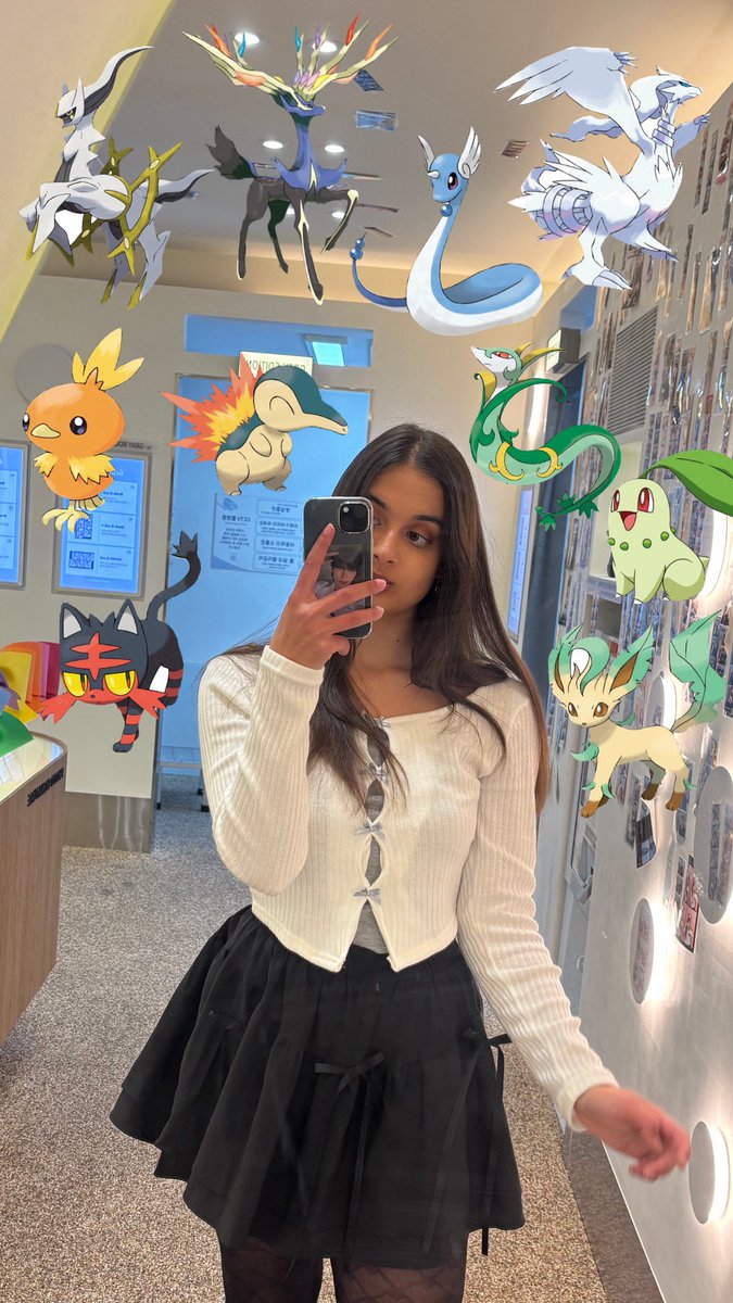 M8 Silis ♡ tweet media