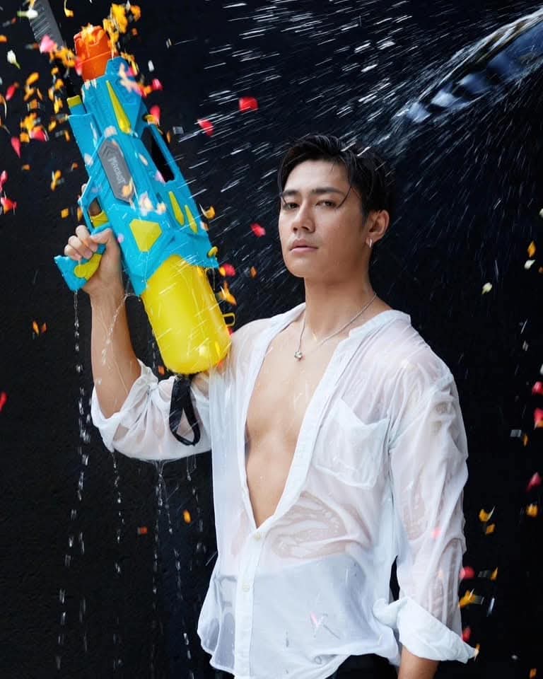 Melinmiar's tweet photo. @iconsiam หนุ่มหล่อคนนี้ค่ะ แอดคนน่ารัก🥰
#แจมรชตะ
#JamRacha https://t.co/z3Z2yM8DT2