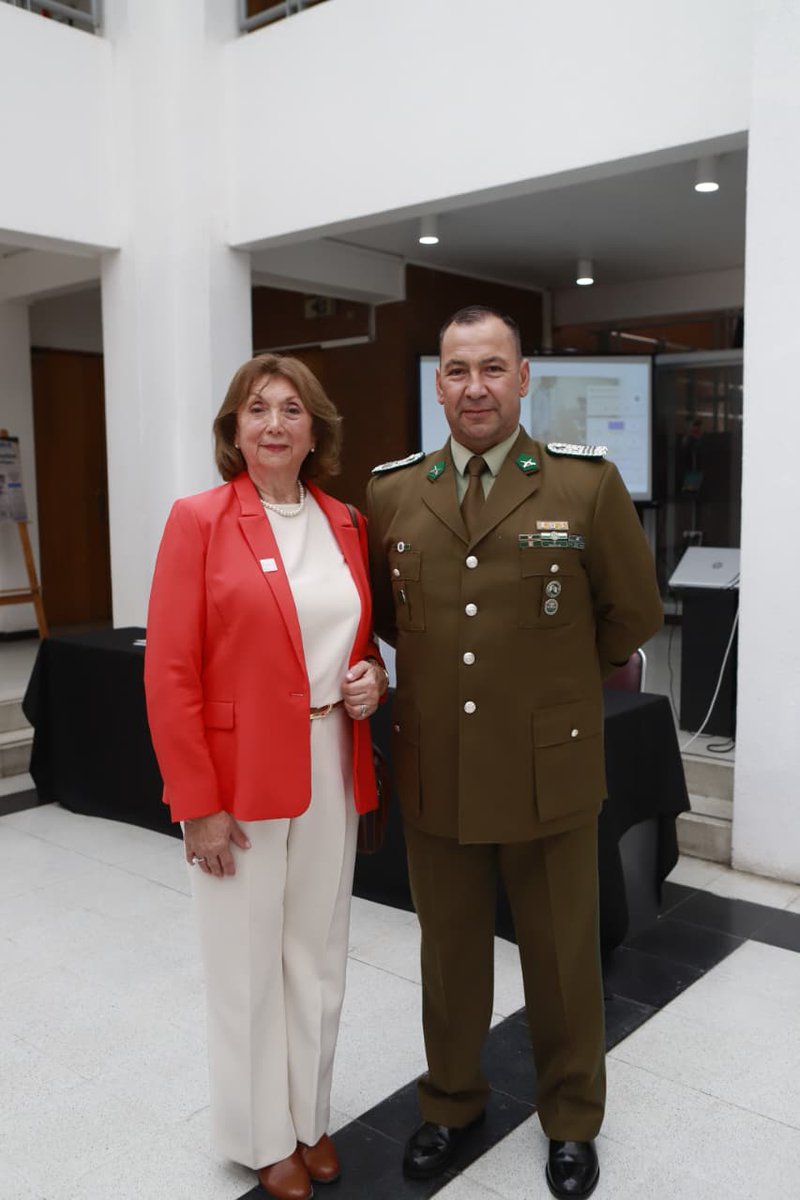 Carabineros Derechos Humanos y Prot. de la Familia tweet media