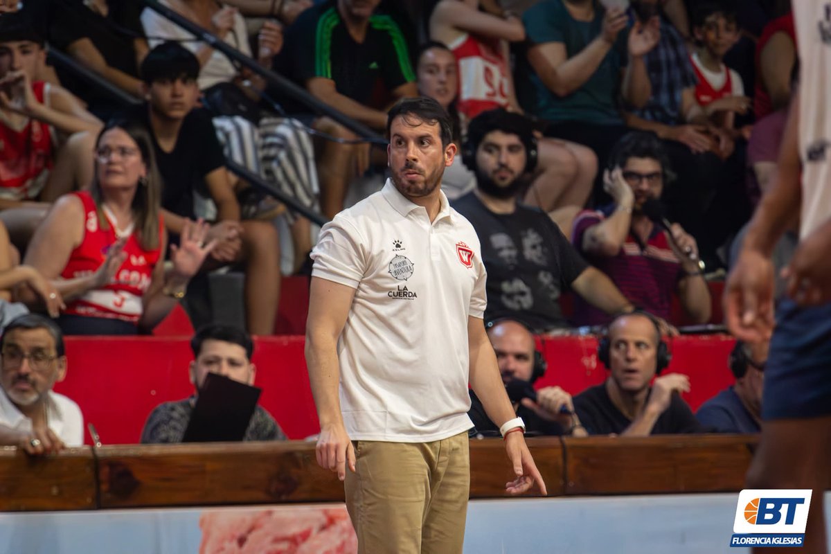 Diego Rivas será el nuevo entrenador de Malvín <a href="/Playeras_Basket/">Malvín</a> para esta temporada de la <a href="/LfbUruguay/">LFB - Uruguay 2026</a>, asume en lugar de Juan Pablo Serdio quien dejó el equipo luego de varios años al frente 📸 <a href="/FlorIglesias6/">flor</a>