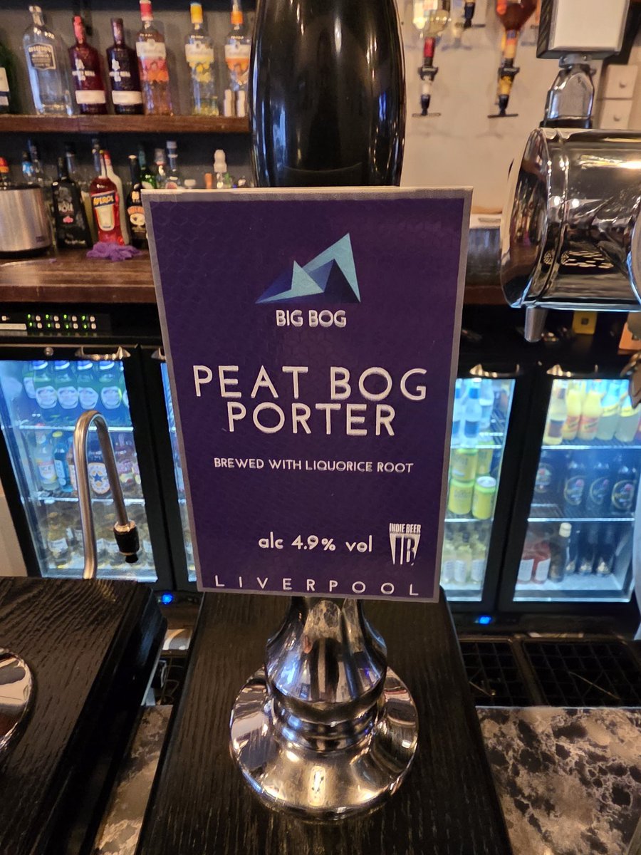 The Lock Up Bar tweet media