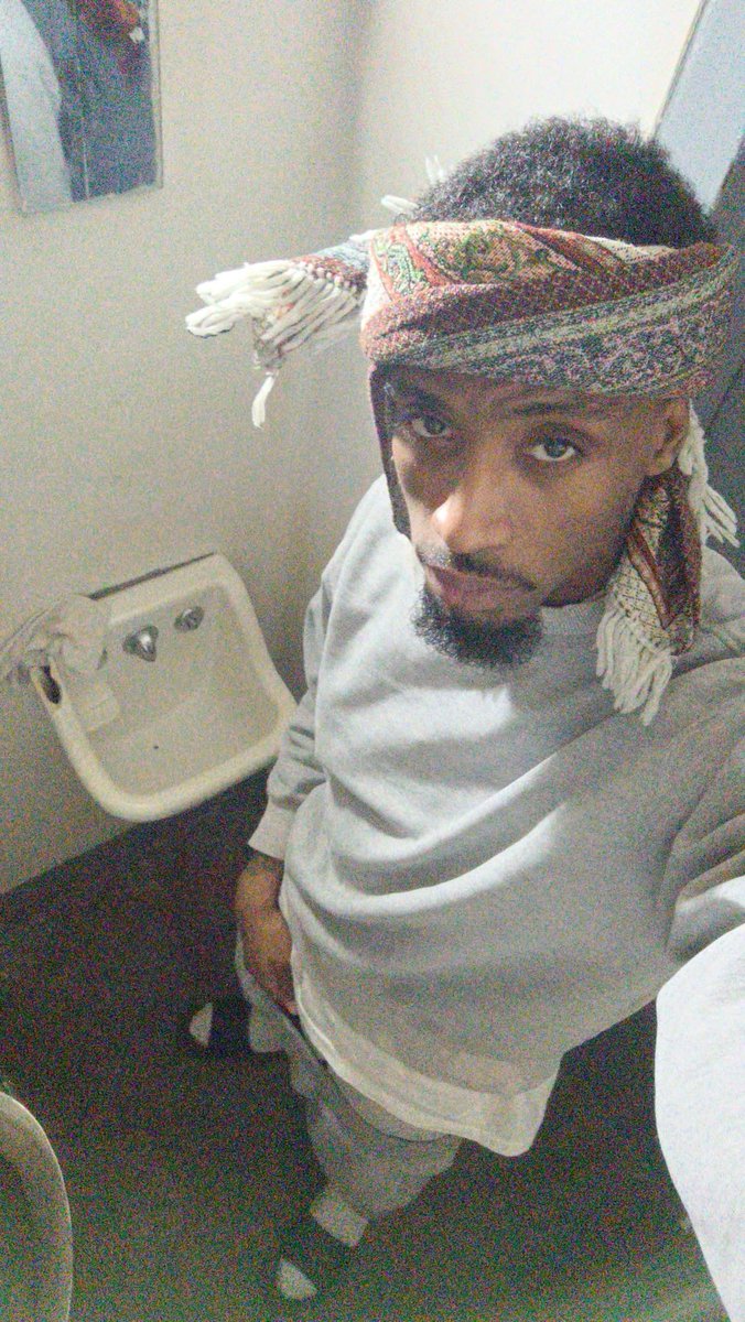 TalibanSueno's tweet photo. They ain't even get to see me pop my shit💯
#FreeMeSoon https://t.co/EY5i2XTHND